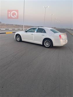 كرايسلر 300